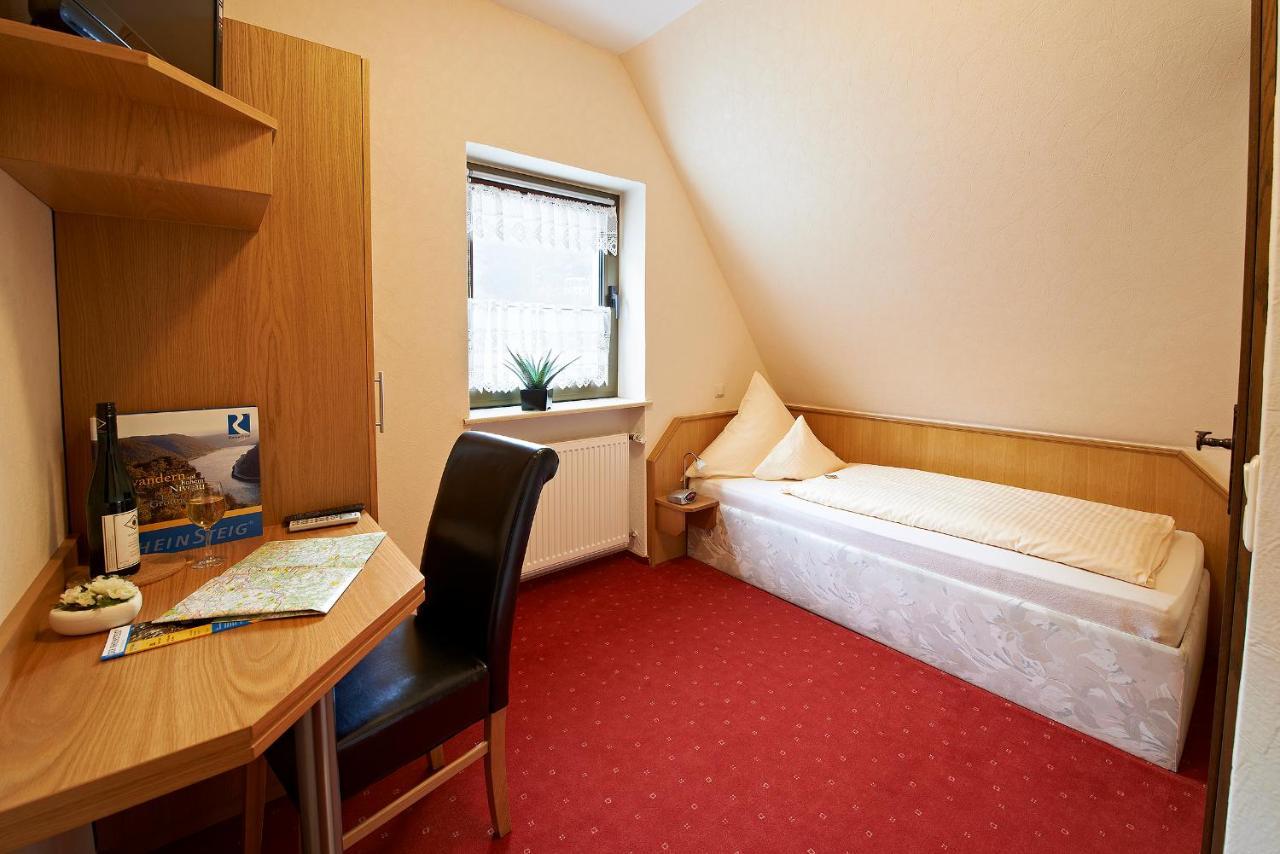 Hotel & Restaurant Krone Kestert Экстерьер фото