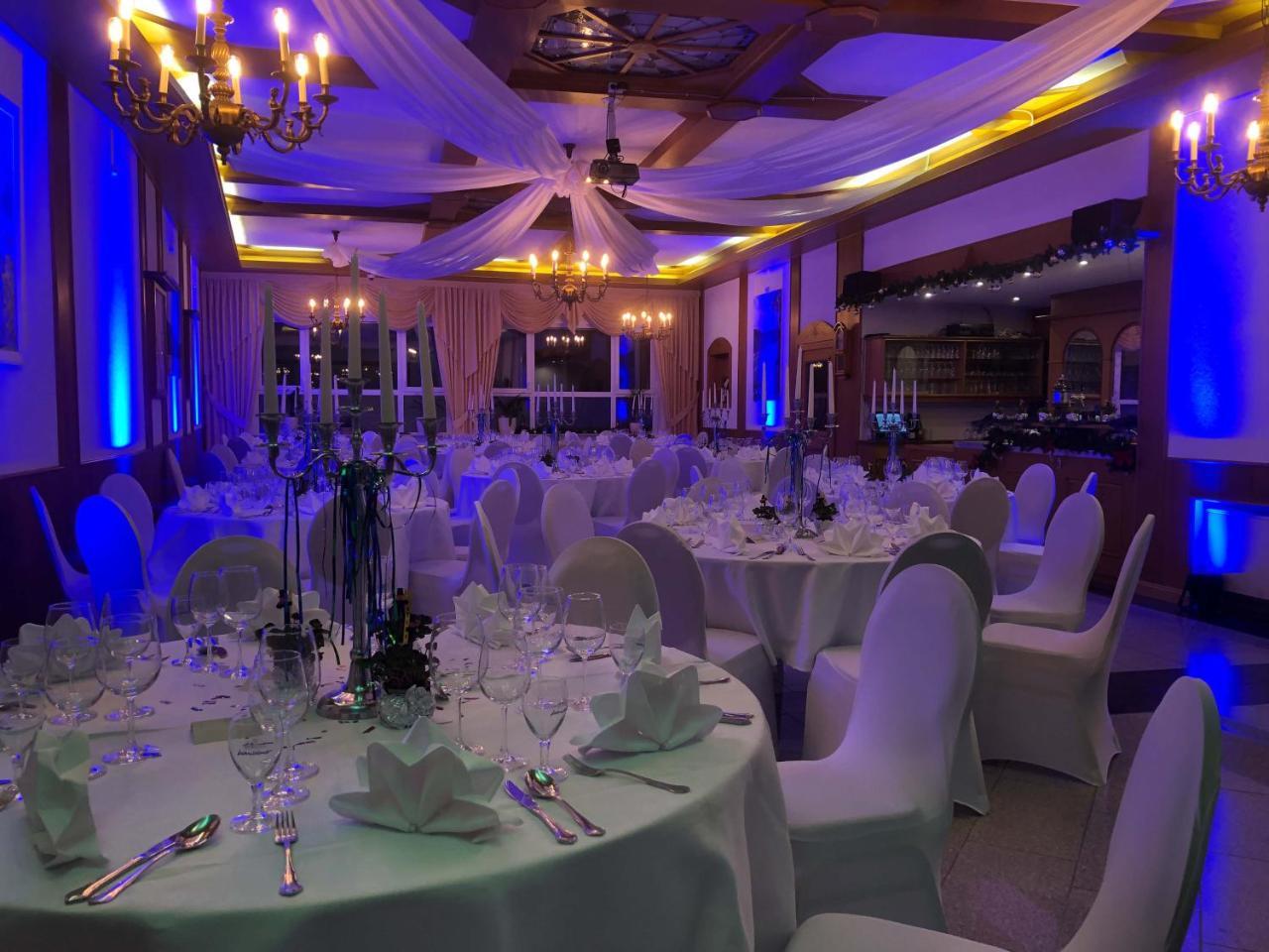 Hotel & Restaurant Krone Kestert Экстерьер фото